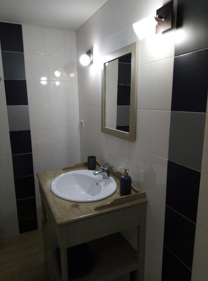 Chambre D'Hotes La Bardiniere Le Poiré-sur-Vie 外观 照片