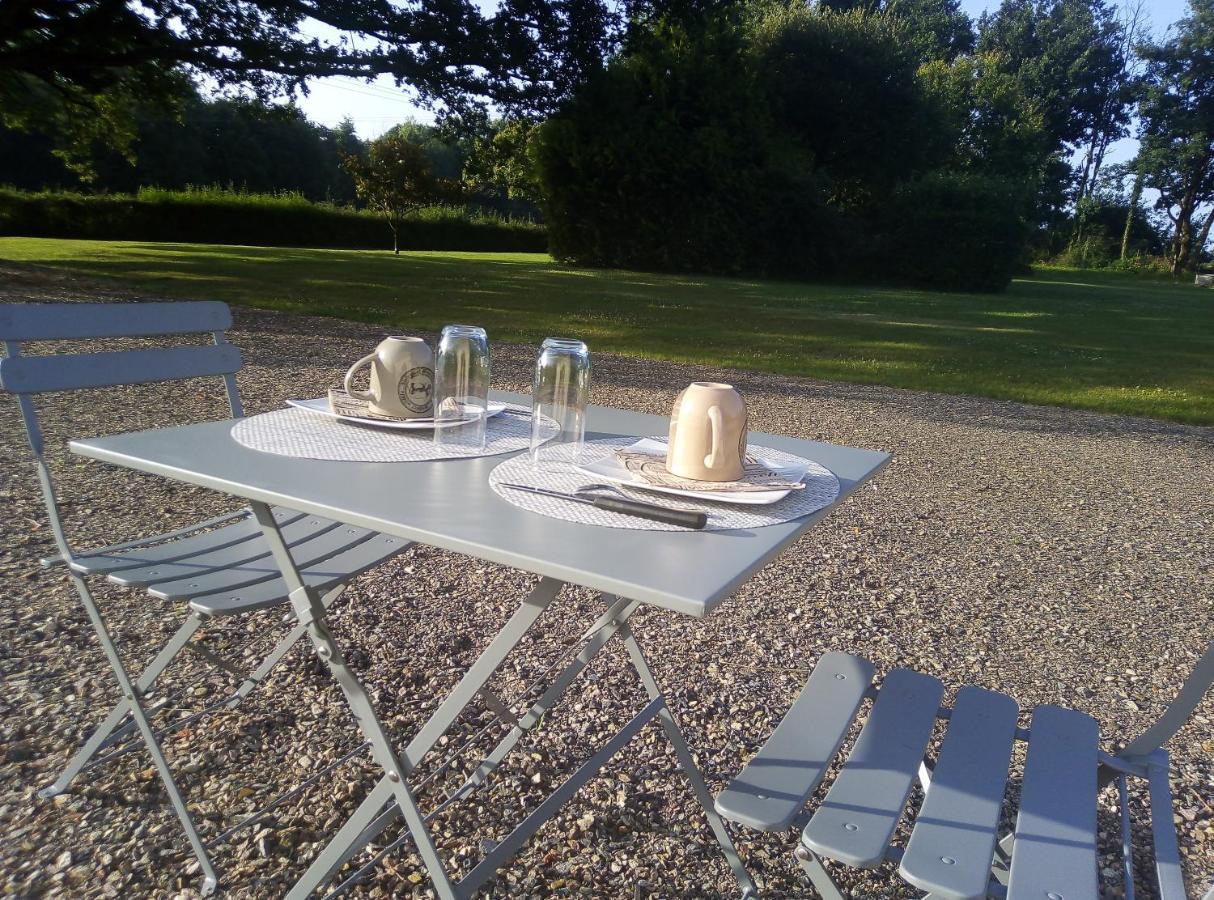 Chambre D'Hotes La Bardiniere Le Poiré-sur-Vie 外观 照片